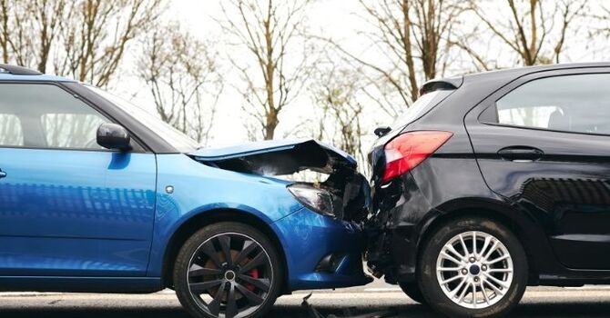 When to See a Chiropractor After a Car Accident
